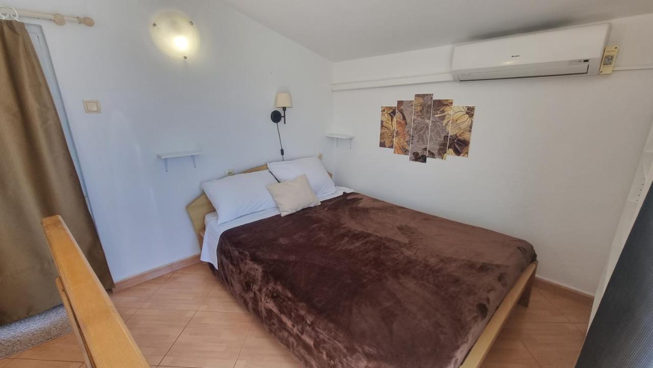 Apartment Igor With Balcony And Sea View Башка Екстер'єр фото